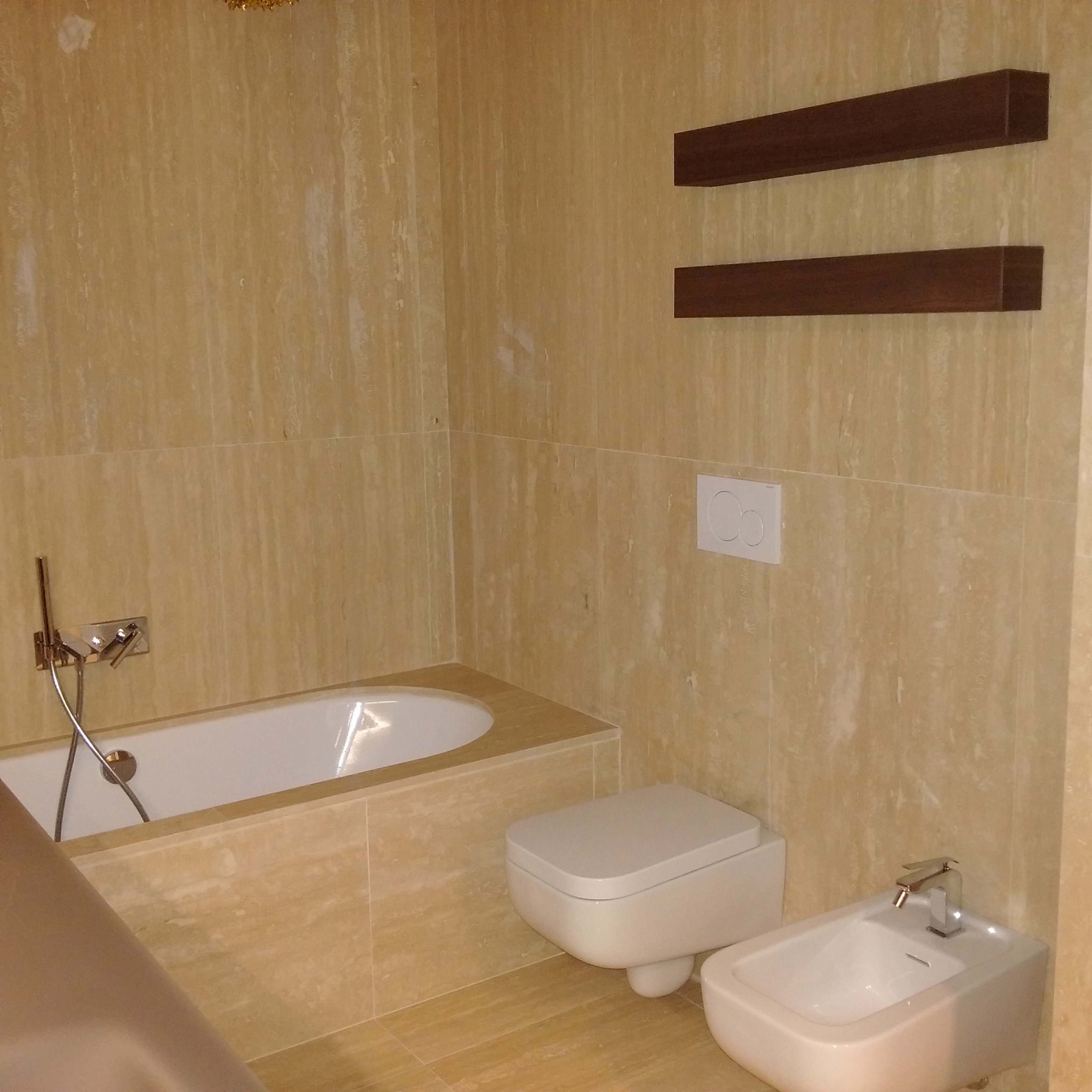 Bagno Travertino bagno in marmo travertino classico milgem Bagno Travertino bagno in marmo travertino classico milgem